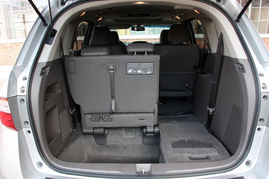  Honda Odyssey 2011 года  (фото 48 из 162)